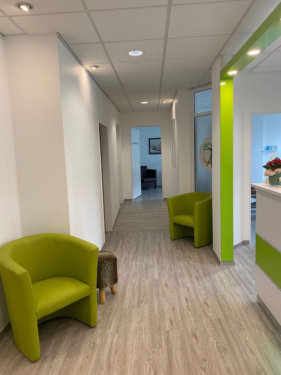Wartebereich Physiotherapie Bektas